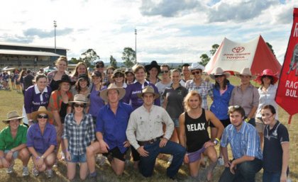 UQ Gatton residents taking part in 2012 Relay for Life