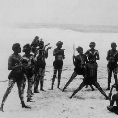 At Bondi, December 1892. Photo: Charles Kerry, UQ Anthropology Museum Collection