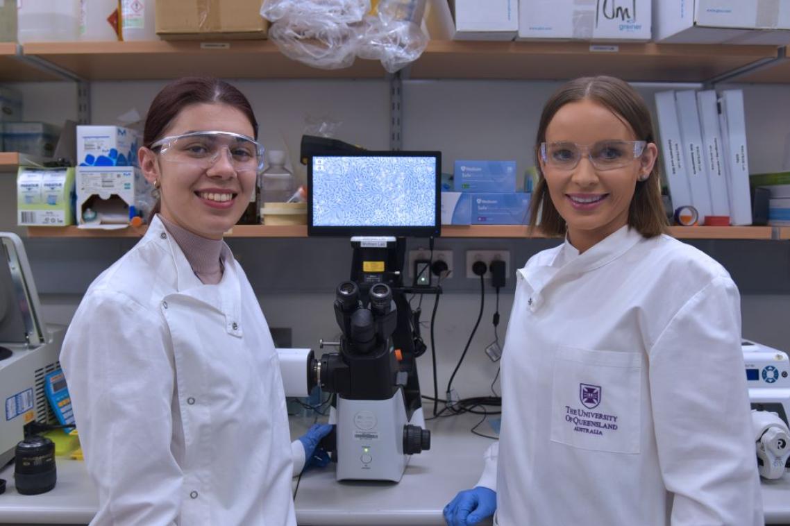 Extracellular vesicle researchers Raluca Ghebosu and Associate Professor Joy Wolfram.