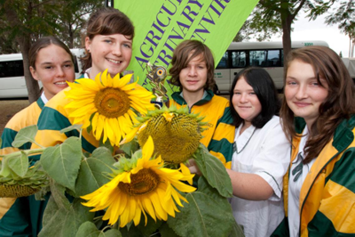 Last year’s team from Lockyer District High School placed third in the competition weighing in at 1.43kg.