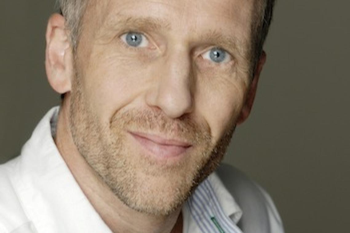 Professor Robert Parton, from the Institute for Molecular Bioscience, is leading a $7.1 million research project to study the mechanisms behind healthy cells transforming into cancerous cells.