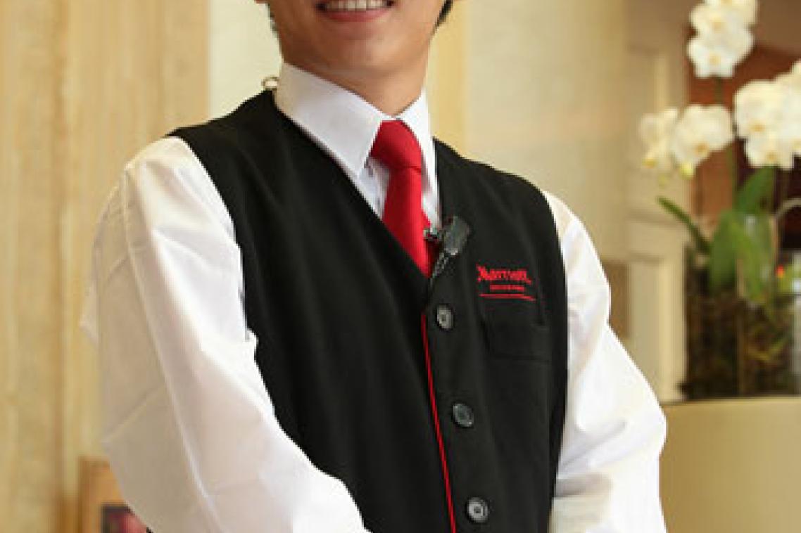 University of Queensland School of Tourism graduate, Simon Yang Xiao will complete his graduate program with the Brisbane Marriott Hotel