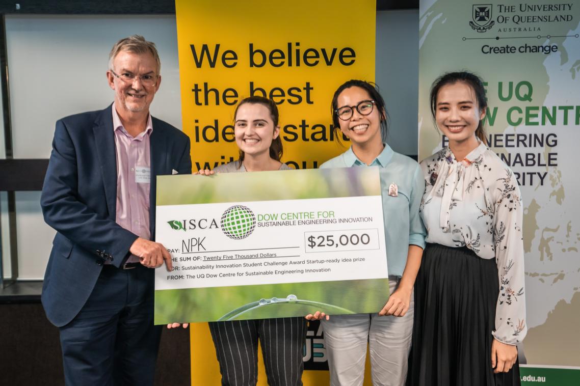 Winners of the SISCA challenge receive their prize.