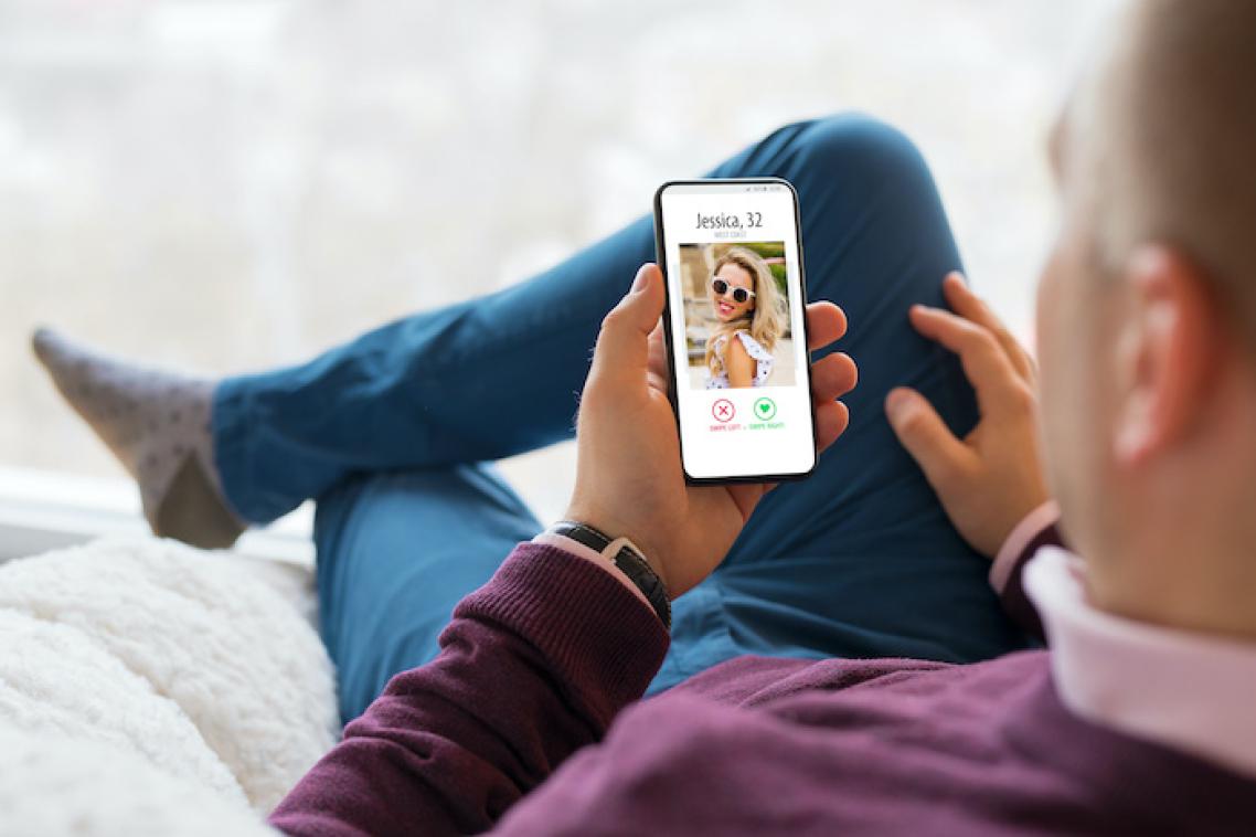 Man using dating app