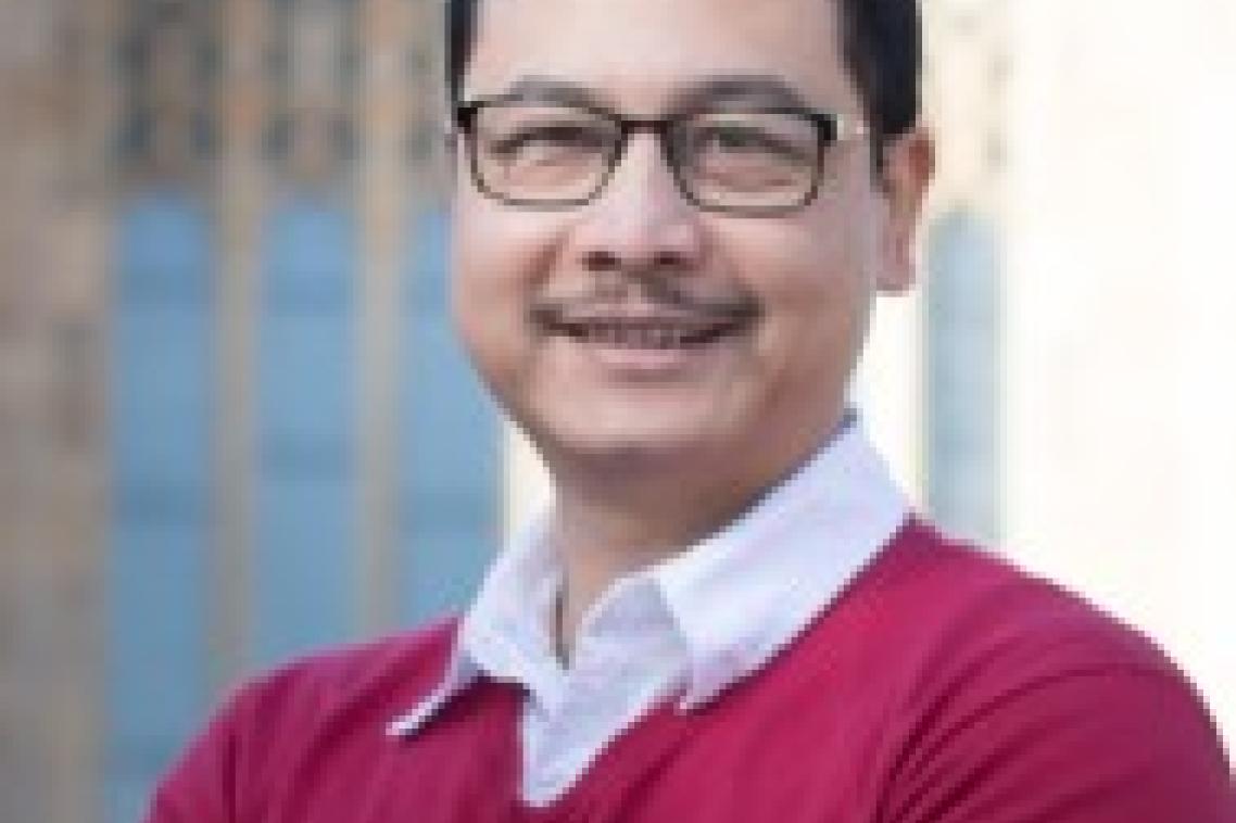 Dr Dung Phung