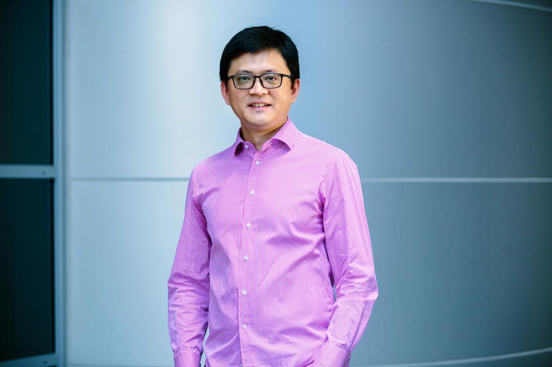 Professor Jian Yang