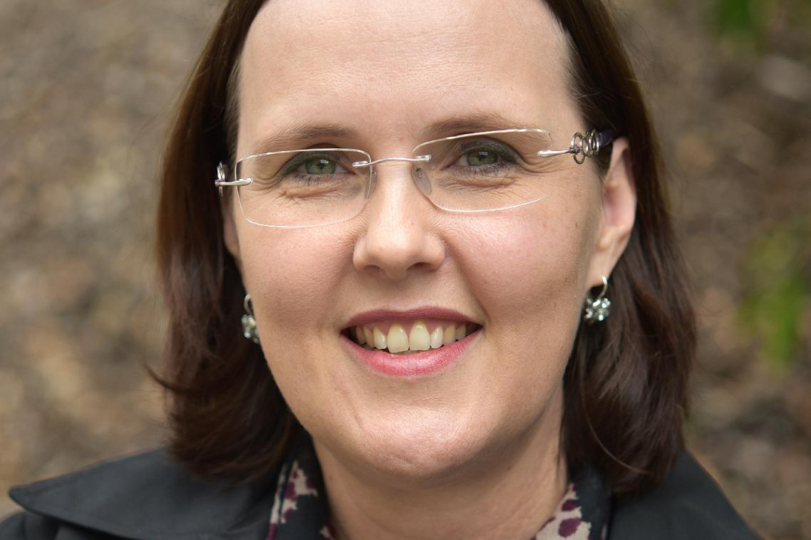 Associate Professor Louise Cullen 