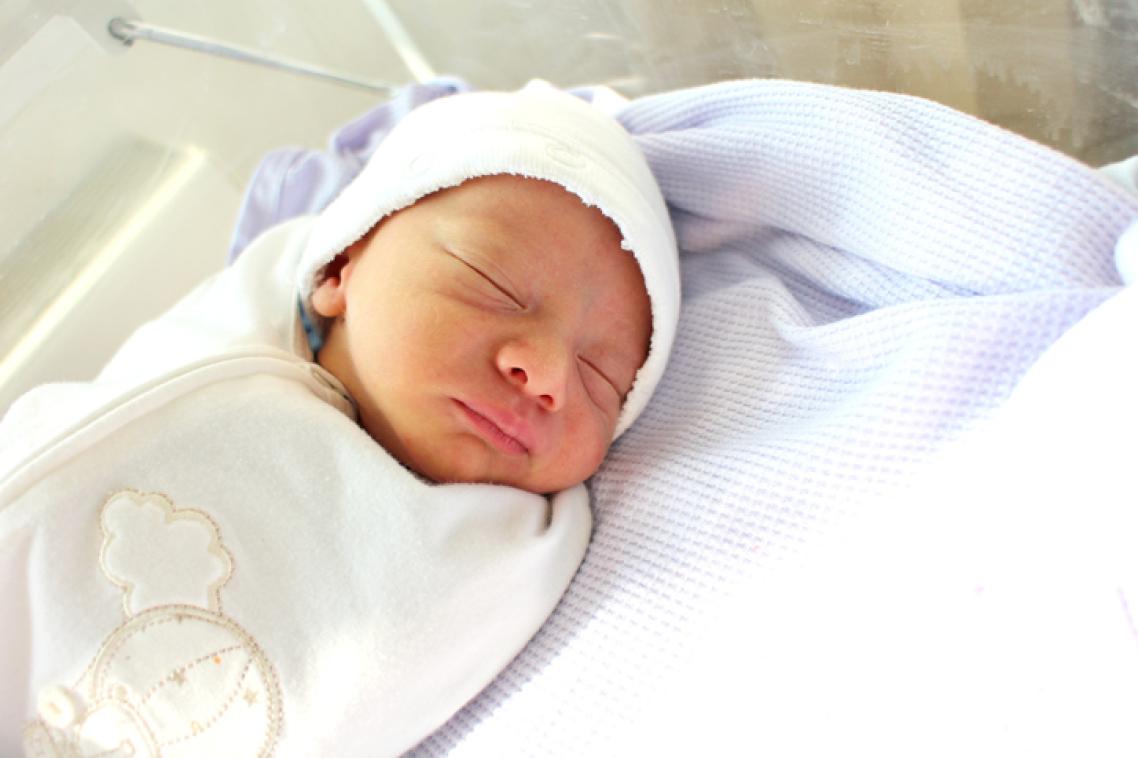 An EEG could identify apparently healthy infants who will later be found to have neurodevelopmental deficits