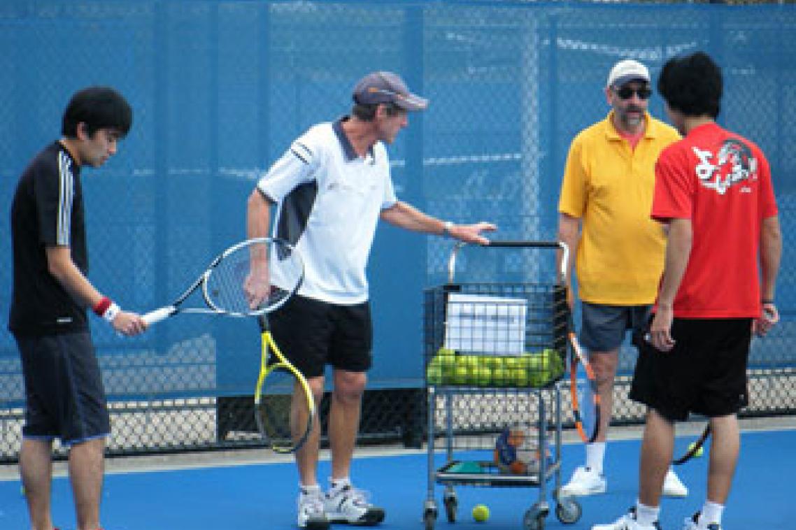 QTC Coach Chris Walsh running a trial group coaching session