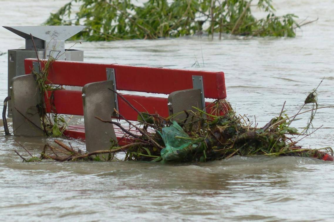 Sea-level rise brings higher stormwater levels, compounding the damage. In deprived areas, this may exacerbate poverty. Image: Pixabay