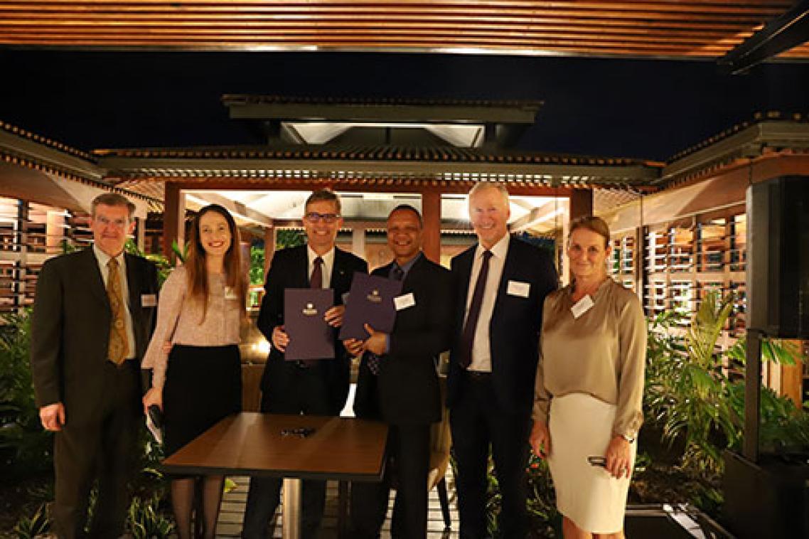 His Excellency Bruce Davis, High Commissioner to Papua New Guinea, Dr Jessica Gallagher UQ, Professor Peter Høj and Associate Professor Ora Renagi OL, Graeme Hancock and Anna Madgwick Newcrest Mining