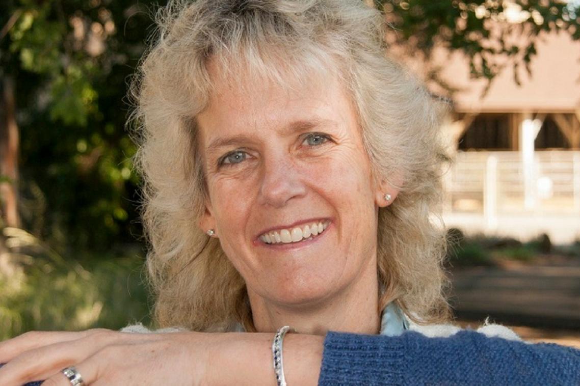 Picture-of-Professor-Alison-Van-Eenennaam,