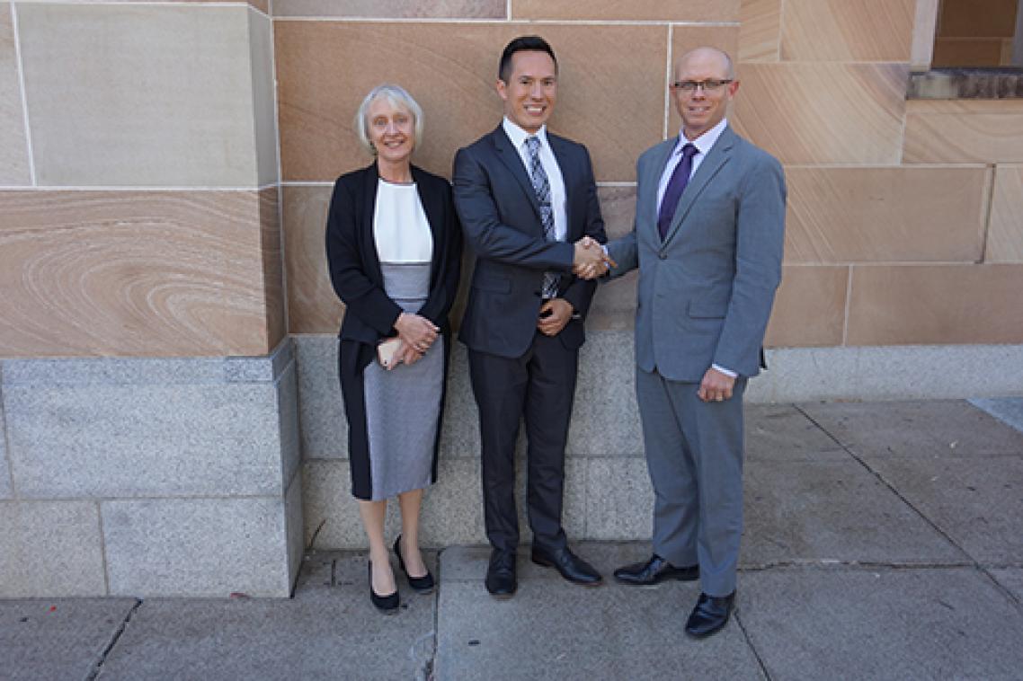 UQ-Deputy Vice-Chancellor-(Academic)-Professor-Joanne-Wright-Humberto-Jimenez-Martinez-and-PwC-Australia-Partner-Kris-Isles