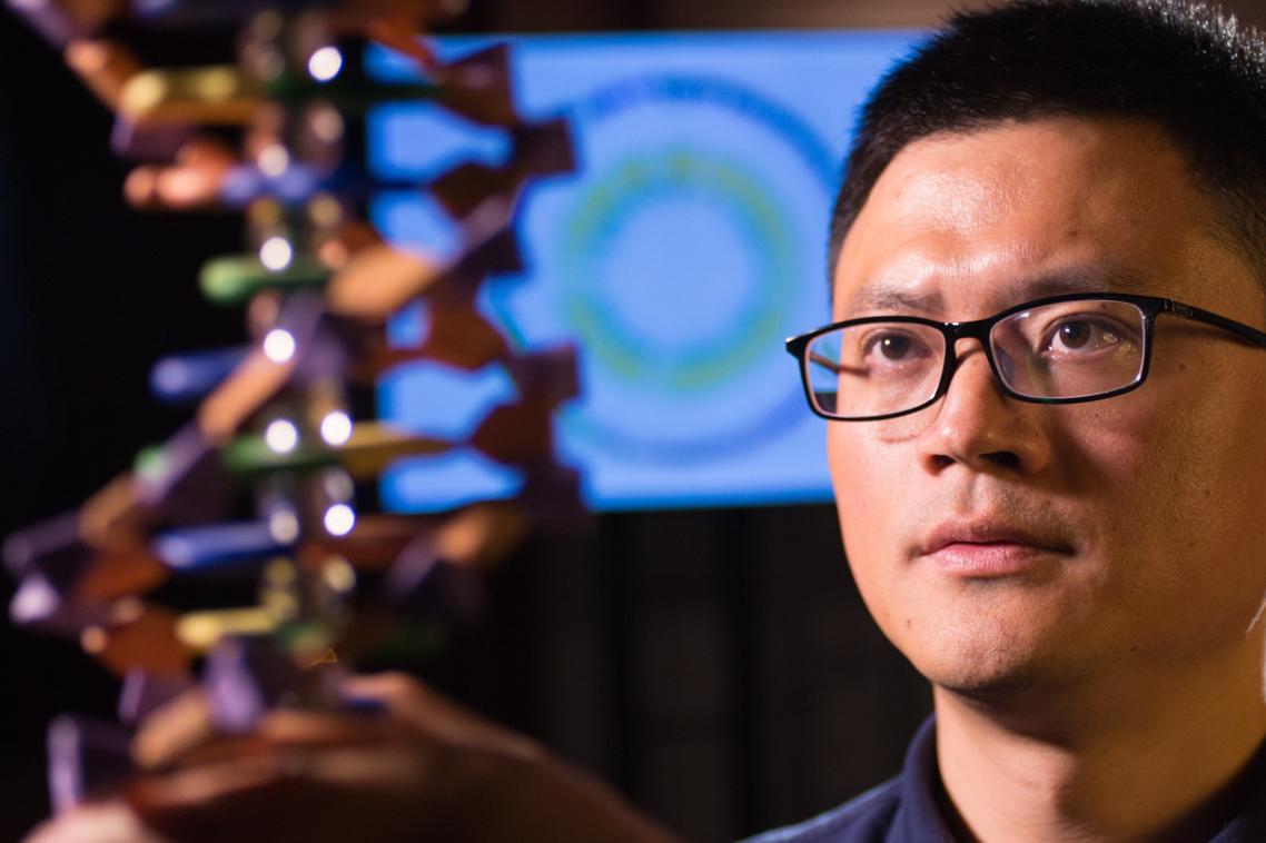 Professor Jian Yang ... it's the second year in a row that a UQ researcher has won the Frank Fenner Prize