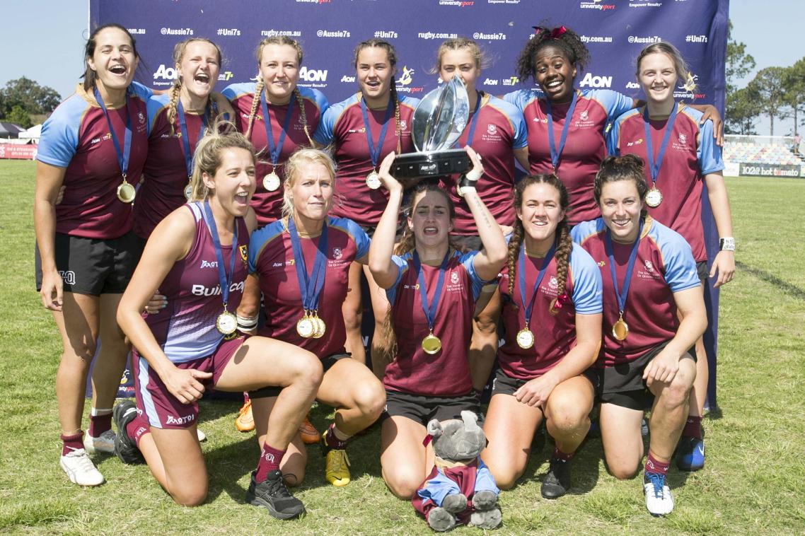 Team UQ hosts the Aon Uni 7s trophy. Credit: ARU Media/Sportography.
