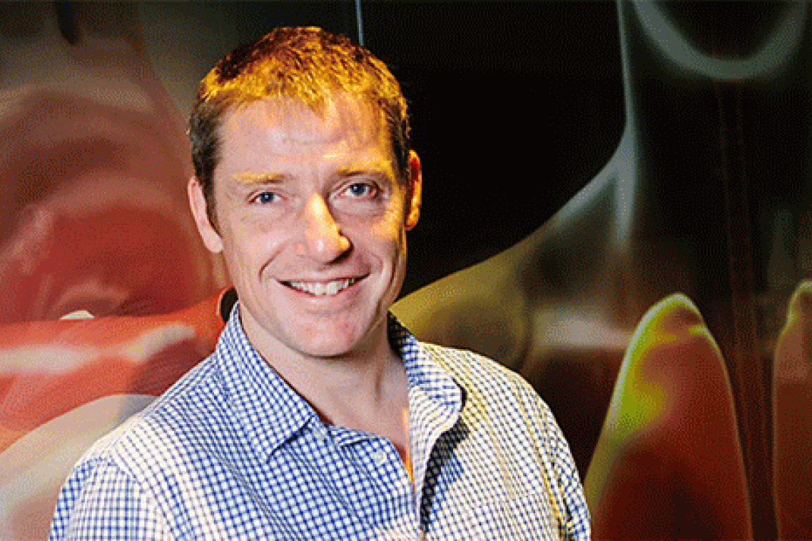 Associate Professor Simon Phipps