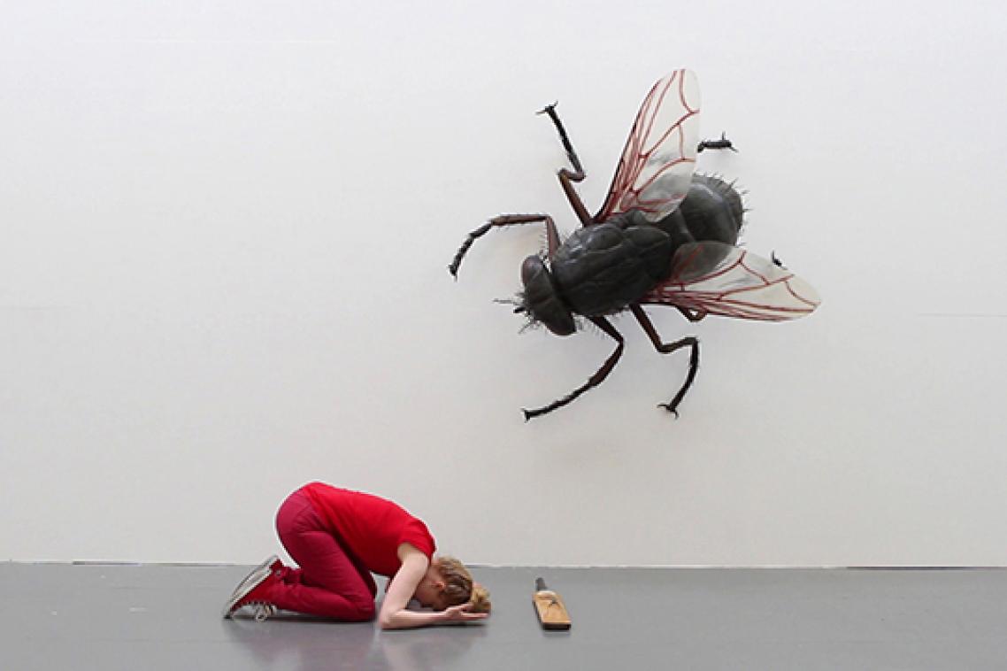 Nell, SUMMER 2012, Courtesy of the artist and Roslyn Oxley9 Gallery, Sydney. Winner of 'The University of Queensland National Artists' Self-Portrait Prize 2013