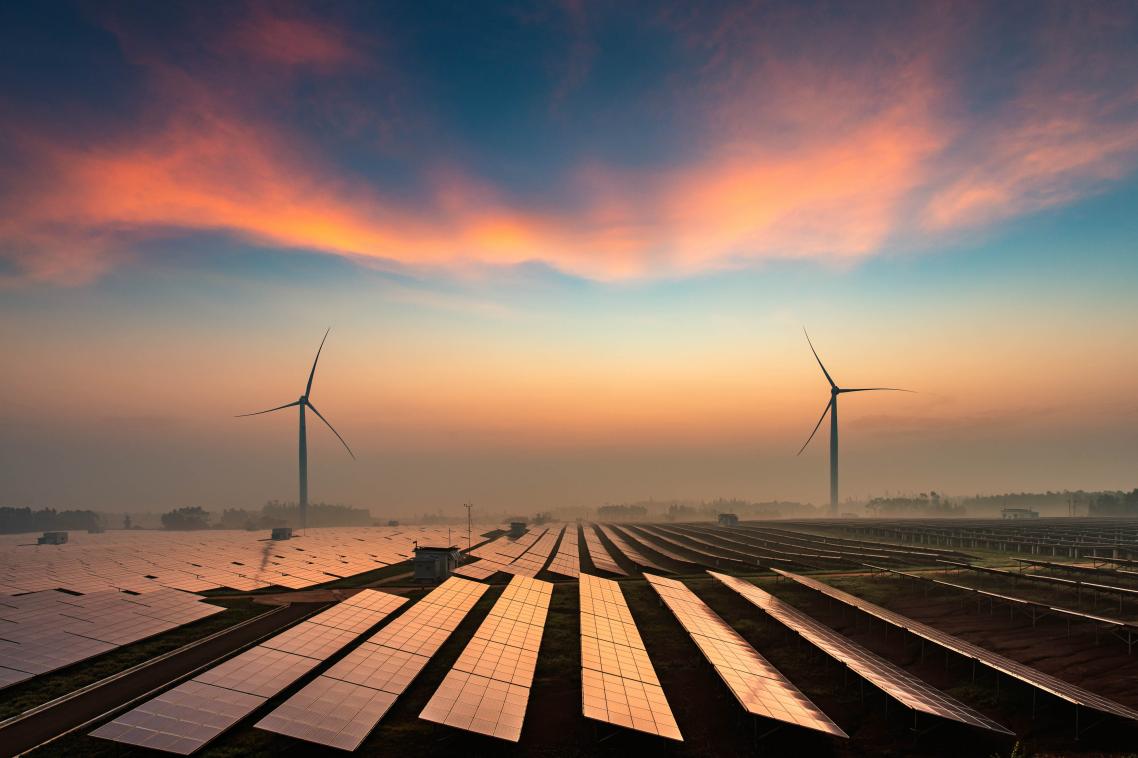 The UQx Sustainable Energy MicroMasters provides the knowledge and tools to help better understand and bring clean and sustainable energy for all.